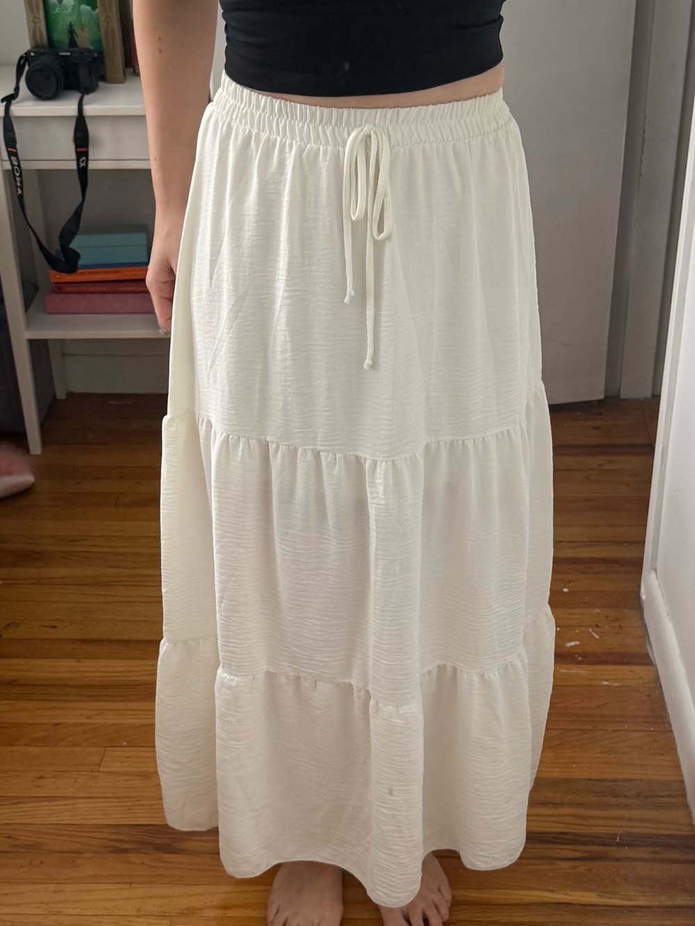 See You Monday White Tiered Maxi Skirt | Size M | EUC